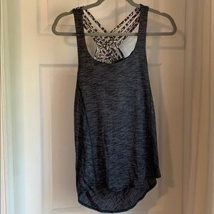 Free to be 2 in 1 size 4